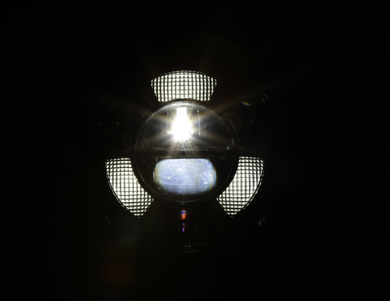 HIGHSIDER pro 7 Zoll Scheinwerfer Frame-R1 Typ 11 LED Schwarz Untere Befestigung – Bild 7